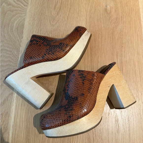 Rachel Comey Dakota Brown Snake Print Mules - Picture 3 of 5